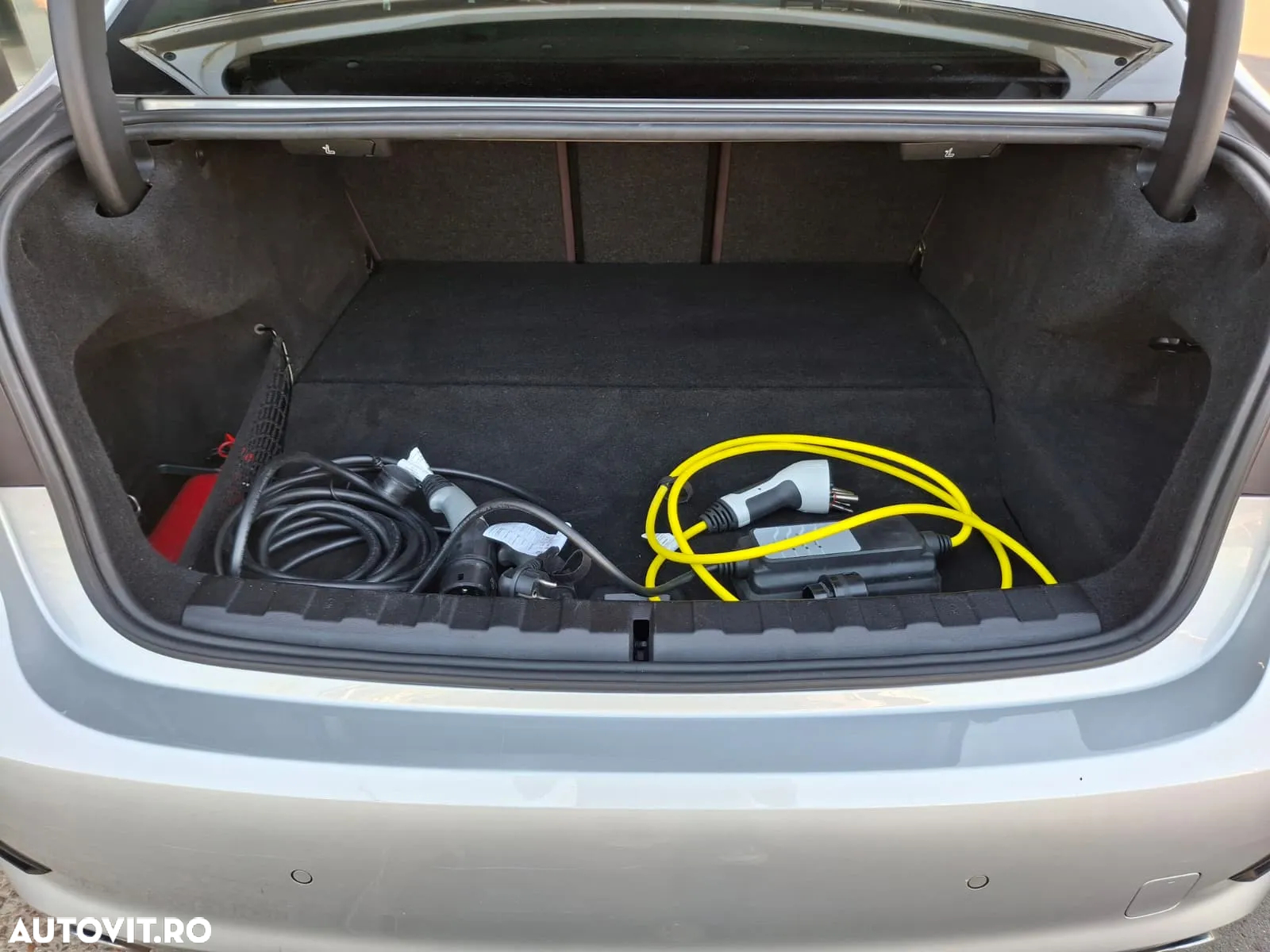 BMW Seria 3 330e Aut. Advantage - 22