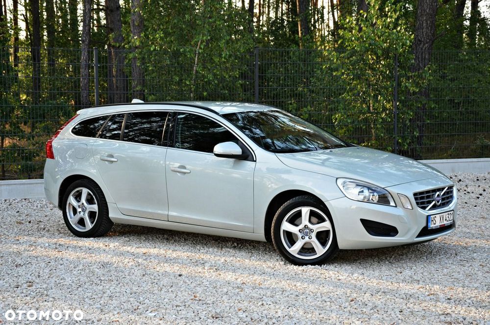 Volvo V60 D3 Summum - 14
