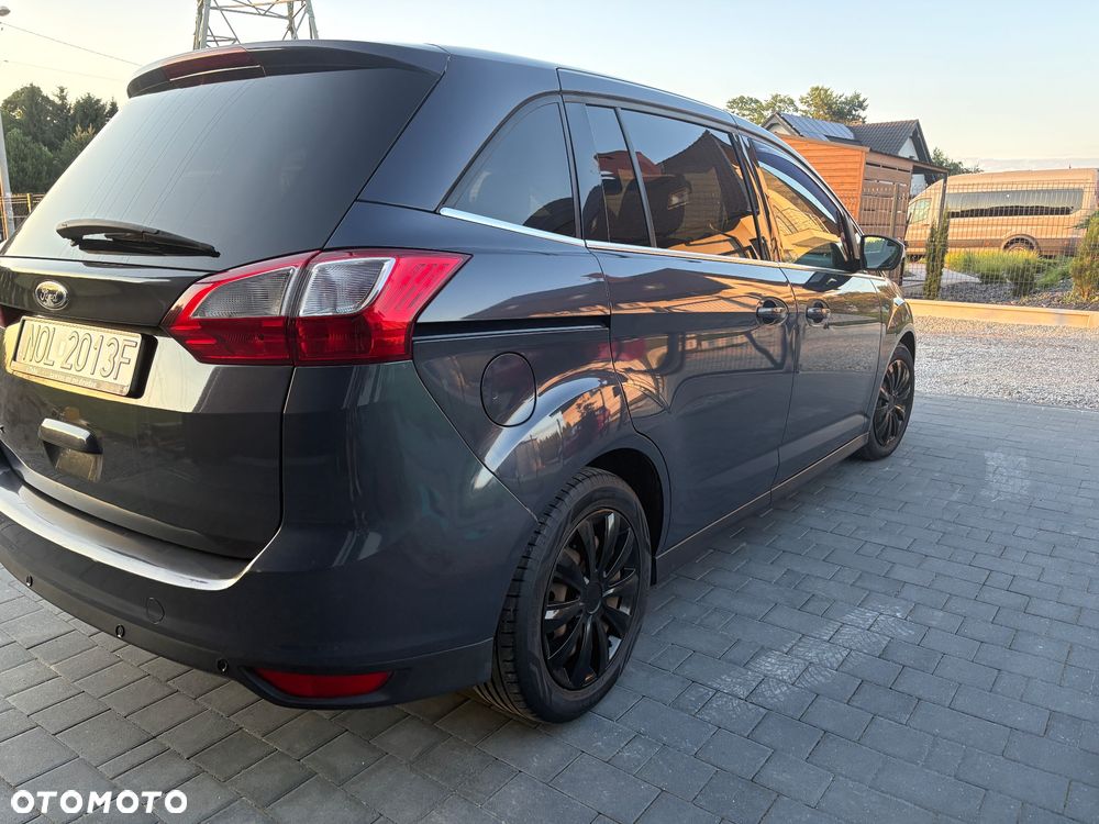 Ford Grand C-MAX - 5