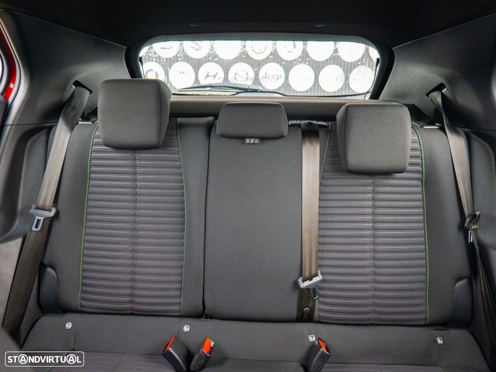 Peugeot 2008 1.2 PureTech Active Pack - 20