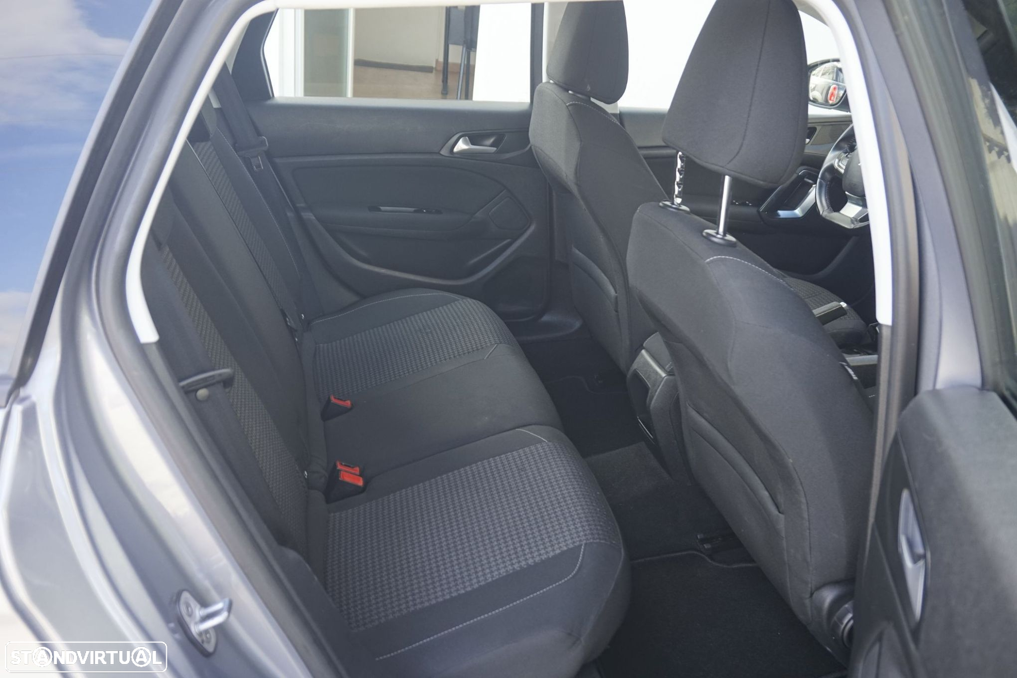 Peugeot 308 SW 1.5 BlueHDi Style - 4
