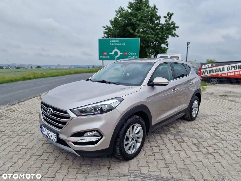 Hyundai Tucson - 2