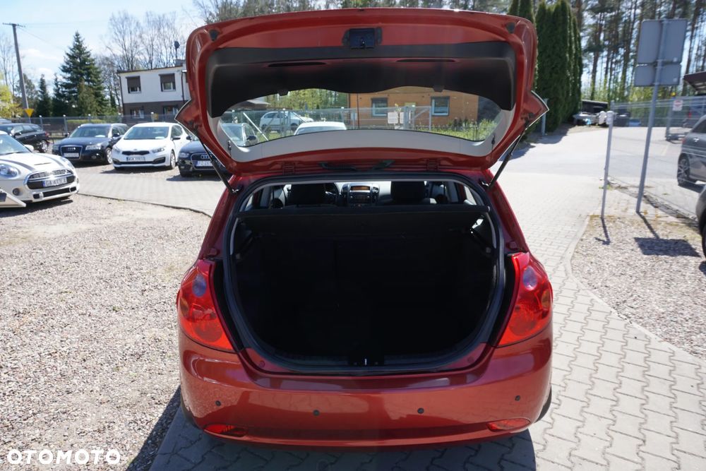 Kia Ceed 1.4 Comfort + - 5