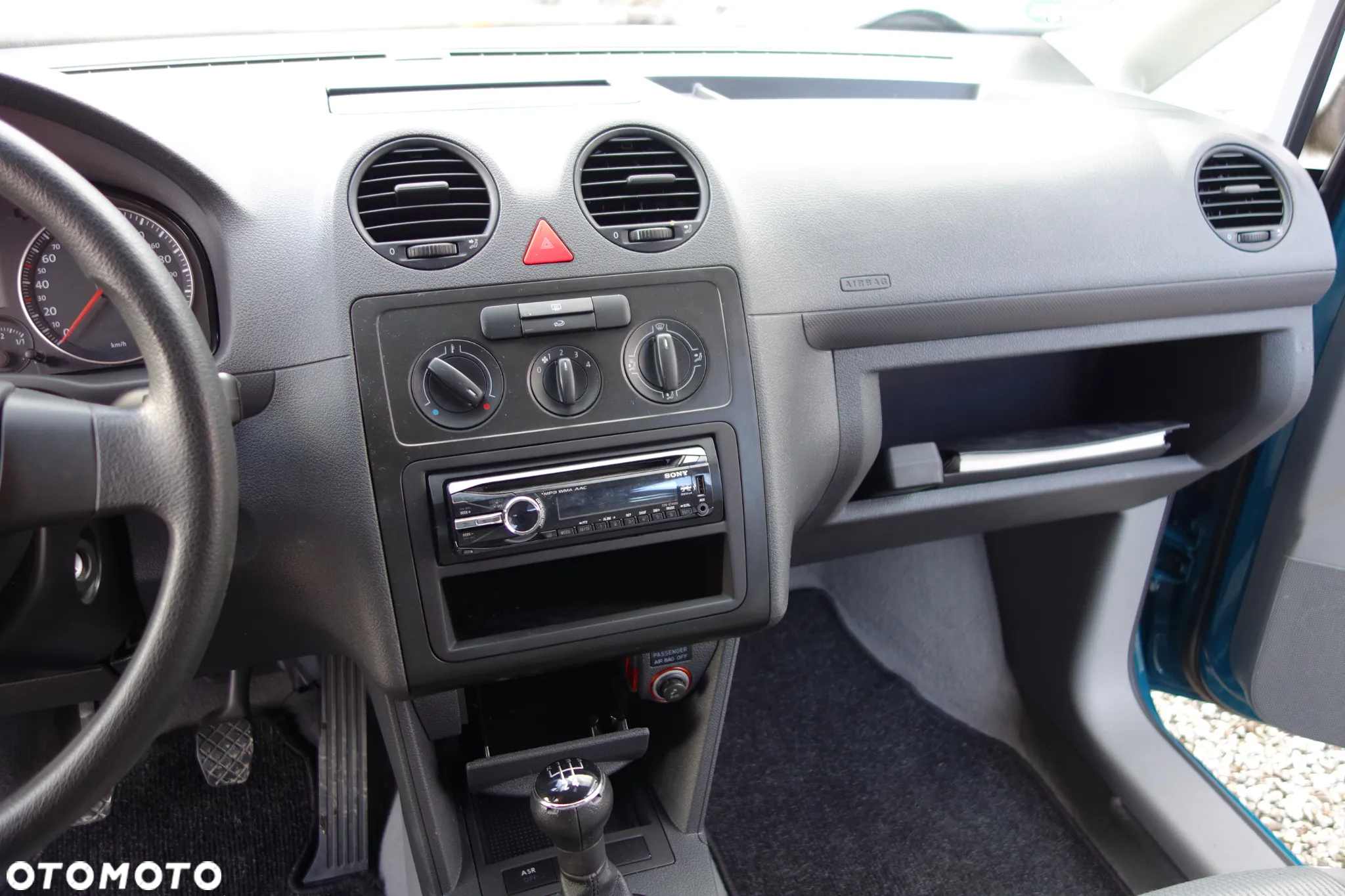 Volkswagen Caddy - 19