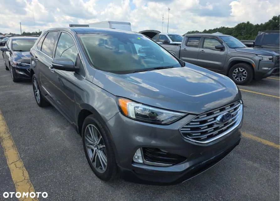 Ford Edge - 1