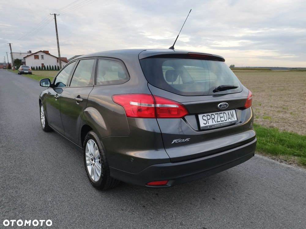 Ford Focus 1.5 TDCi SYNC Edition ASS - 3