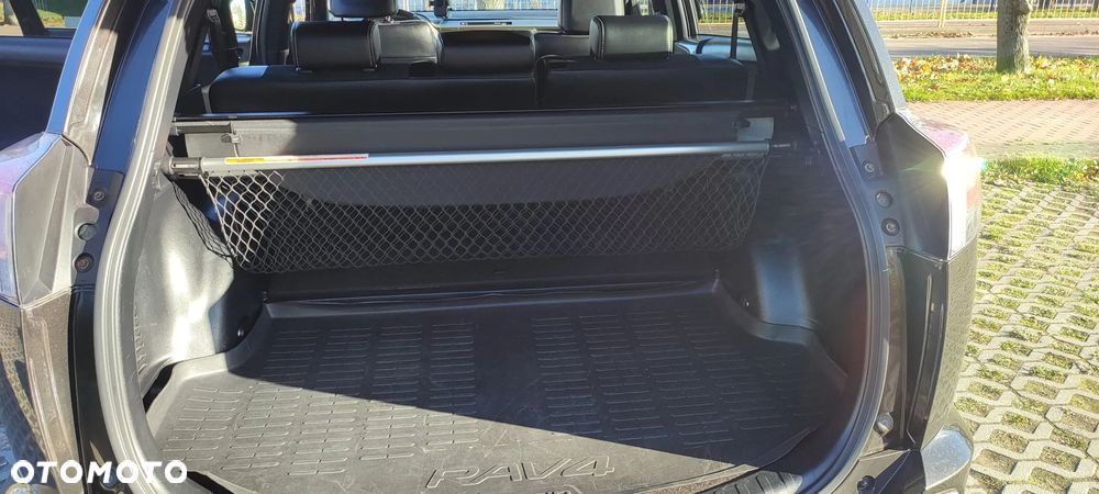 Toyota RAV4 Hybrid Style 4x4 - 11