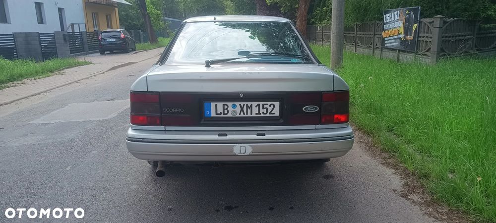 Ford Scorpio 2.0 CL - 9