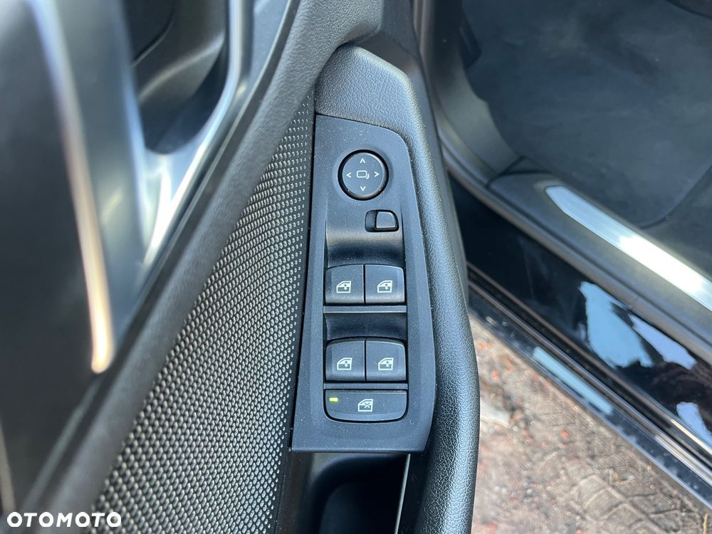 BMW Seria 1 118d - 39
