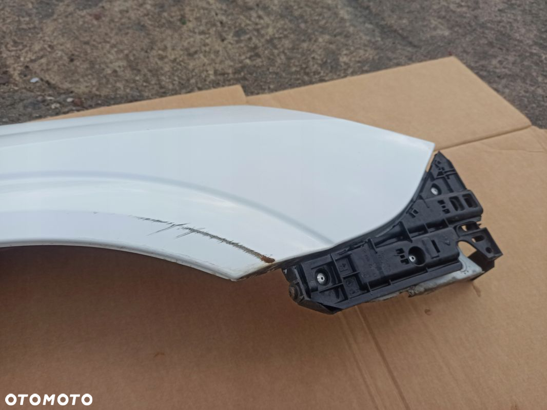 Błotnik prawy przód OPEL VECTRA C LIFT SIGNUM Z474 - 10