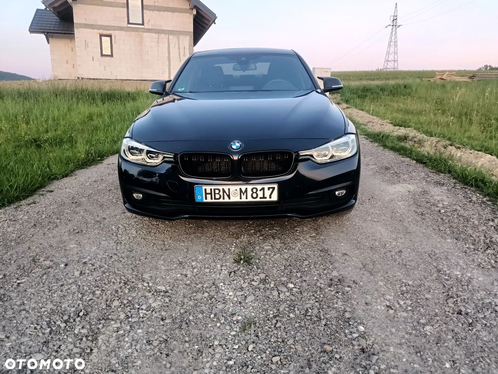 BMW Seria 3 320d Sport Line - 2