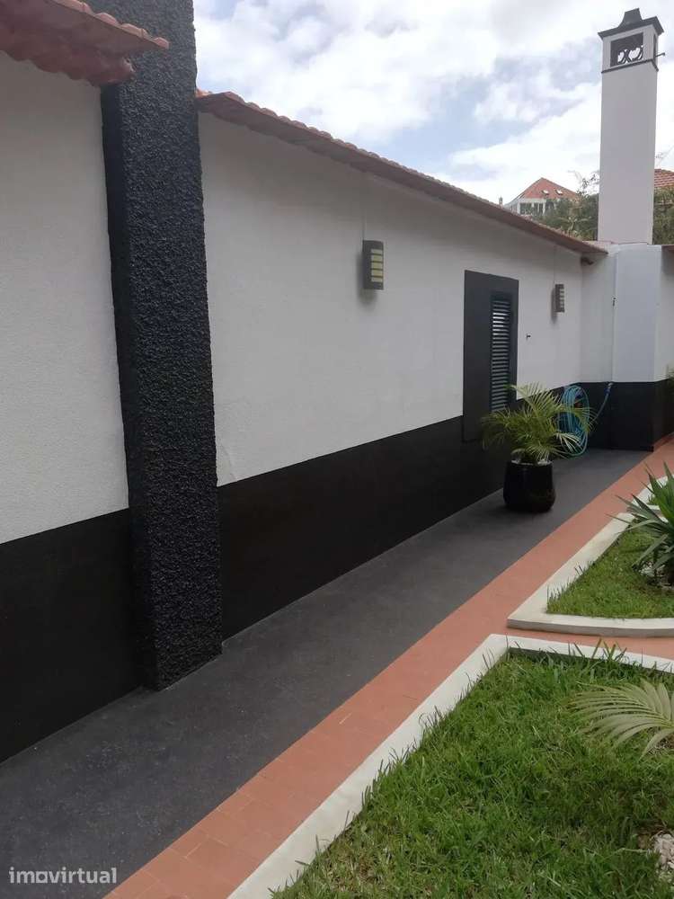 Casa T7 no centro de Santa Cruz - Grande imagem: 3/13