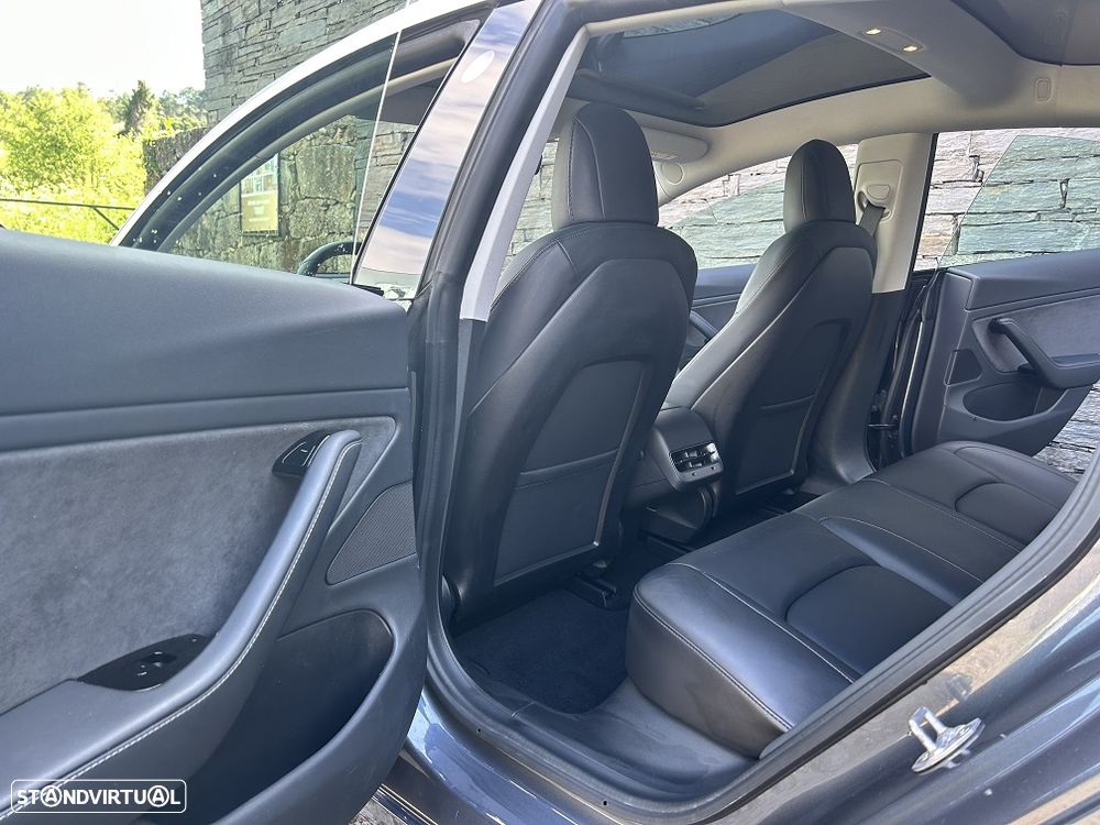 Tesla Model 3 Long Range AWD Dual Motor - 16