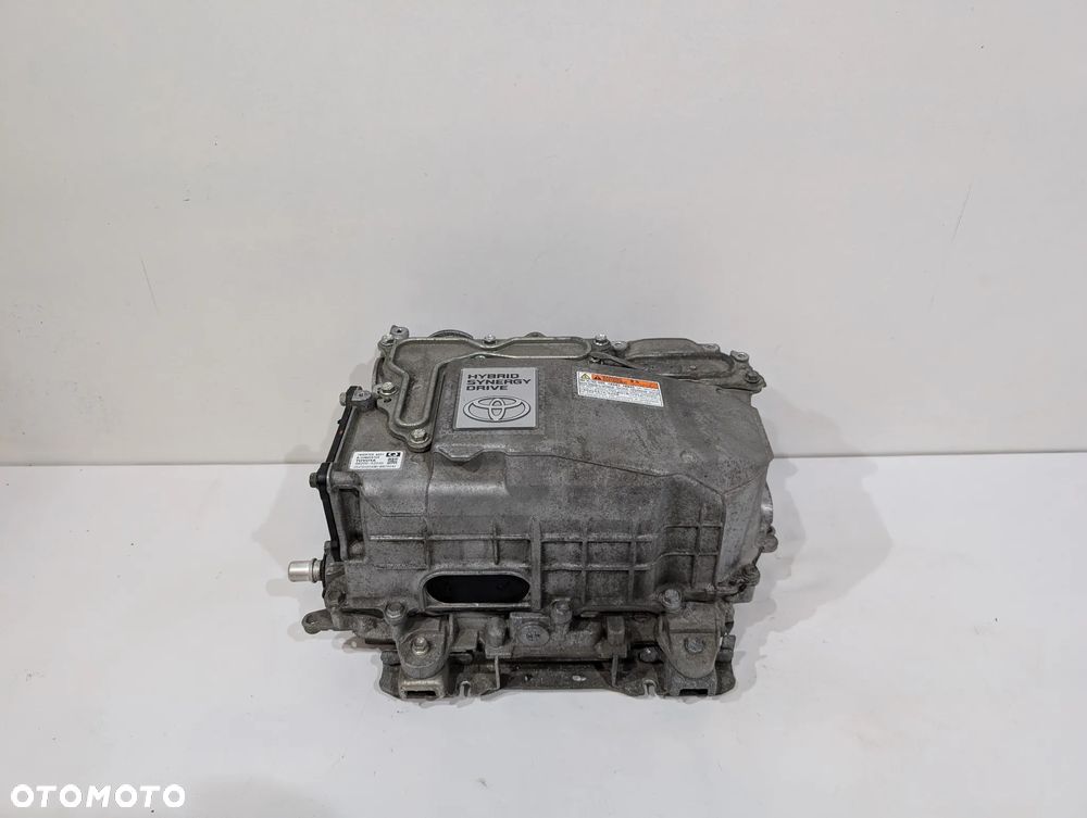 TOYOTA YARIS III 1.5 HYBRID INWERTER FALOWNIK KONWERTER G9200-52030 - 1