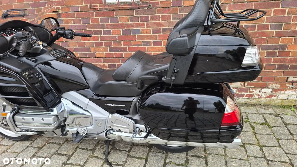 Honda GL - 12