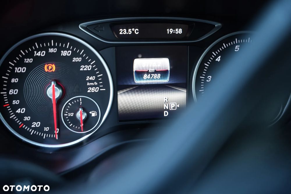 Mercedes-Benz Klasa A 180 7G-DCT Style - 8