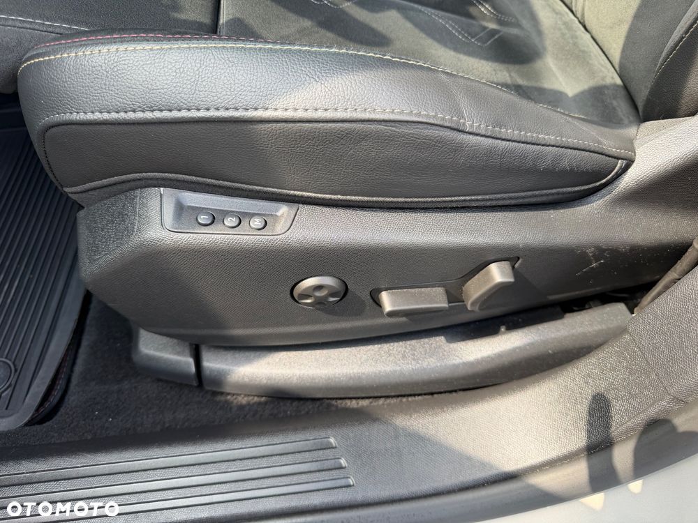 DS Automobiles DS 7 Crossback 1.5 BlueHDi So Chic - 27