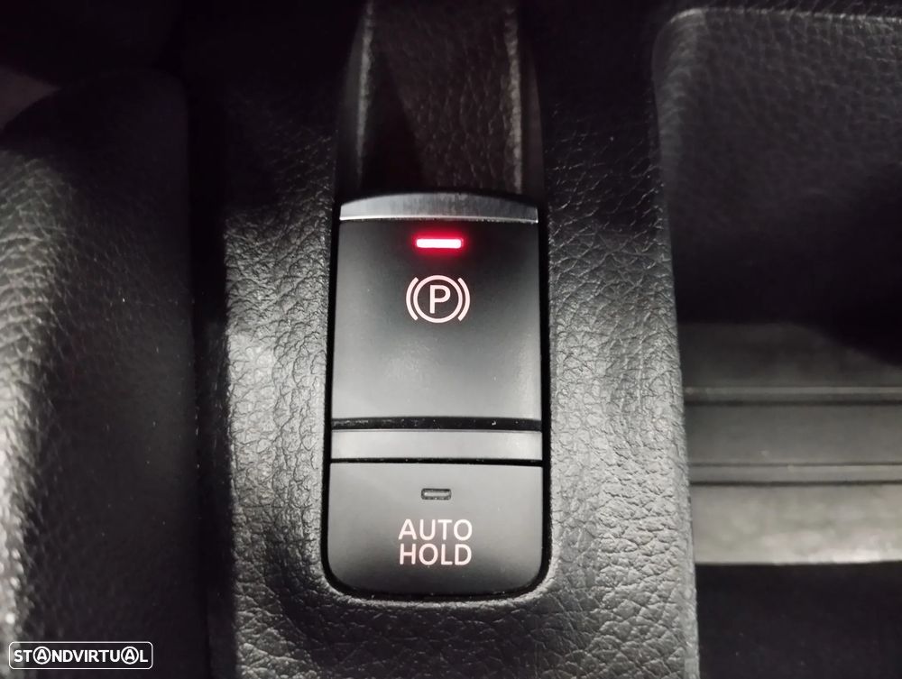 Nissan Qashqai 1.5 dCi Acenta C/Barras de Tejadilho - 31