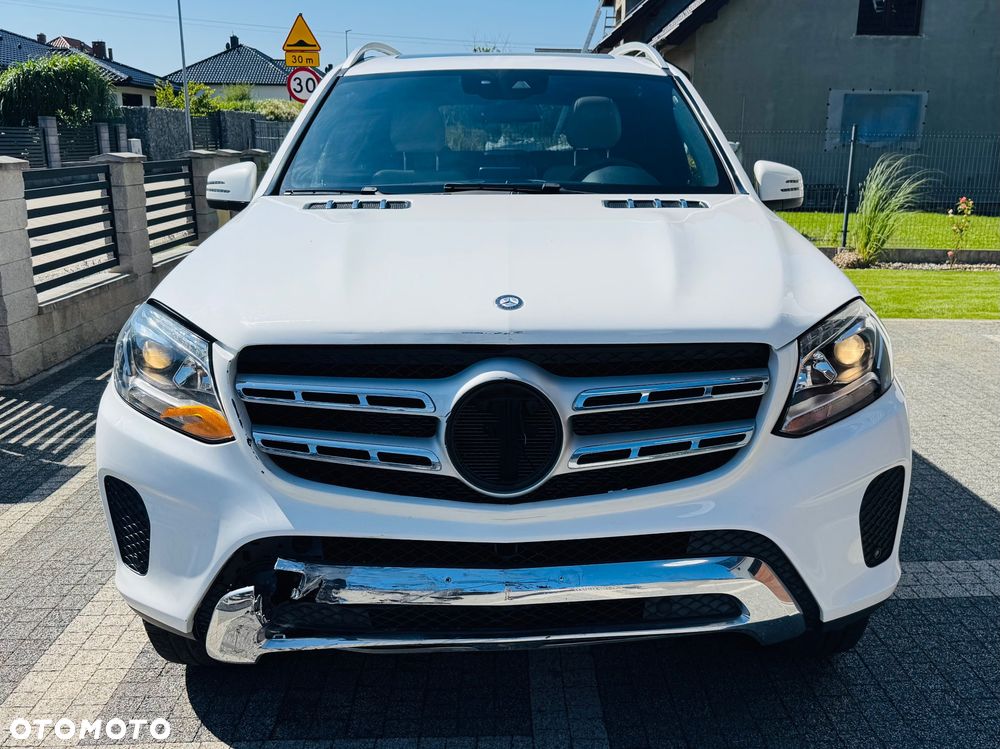 Mercedes-Benz GLS - 20