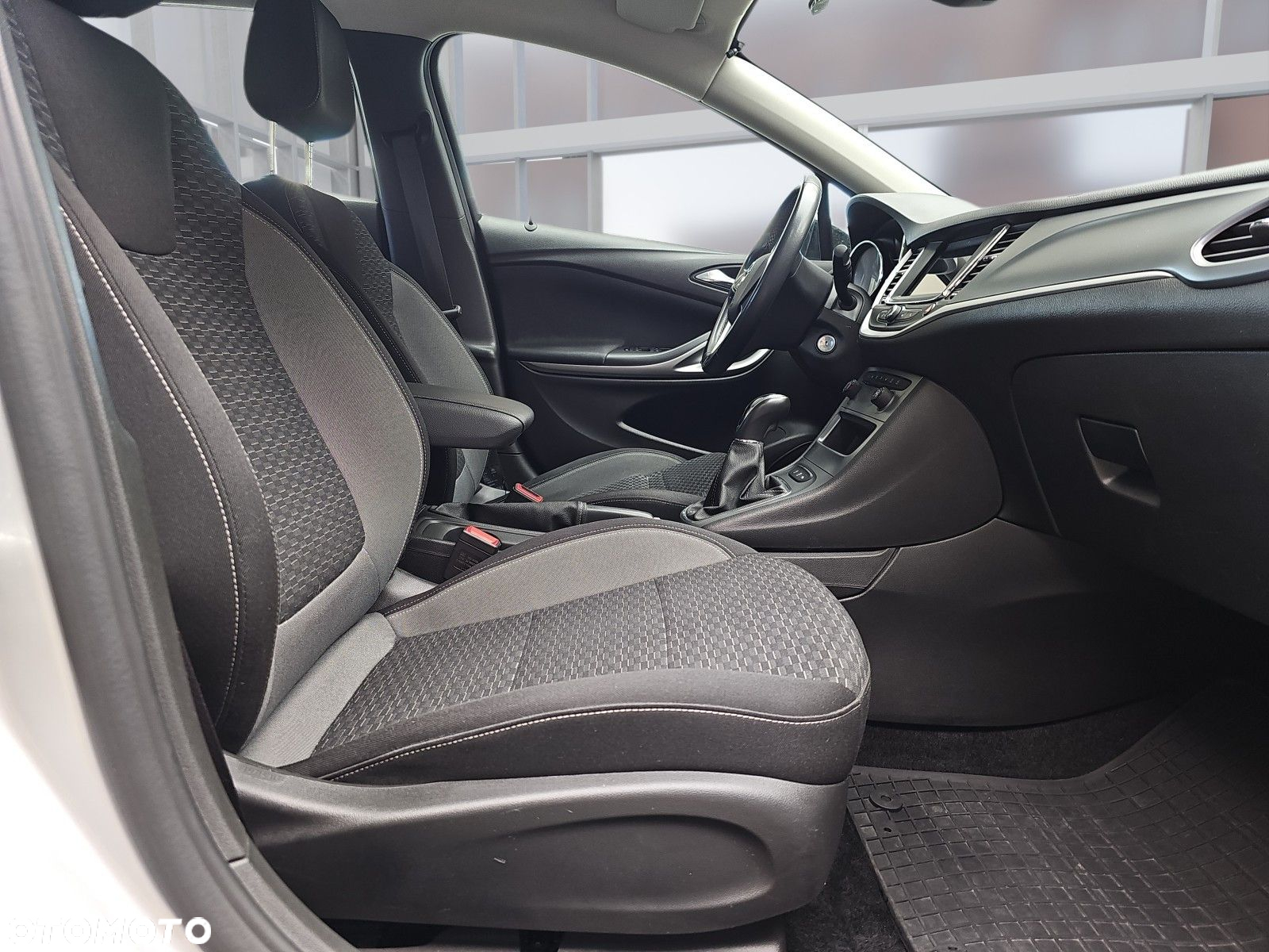 Opel Astra - 20