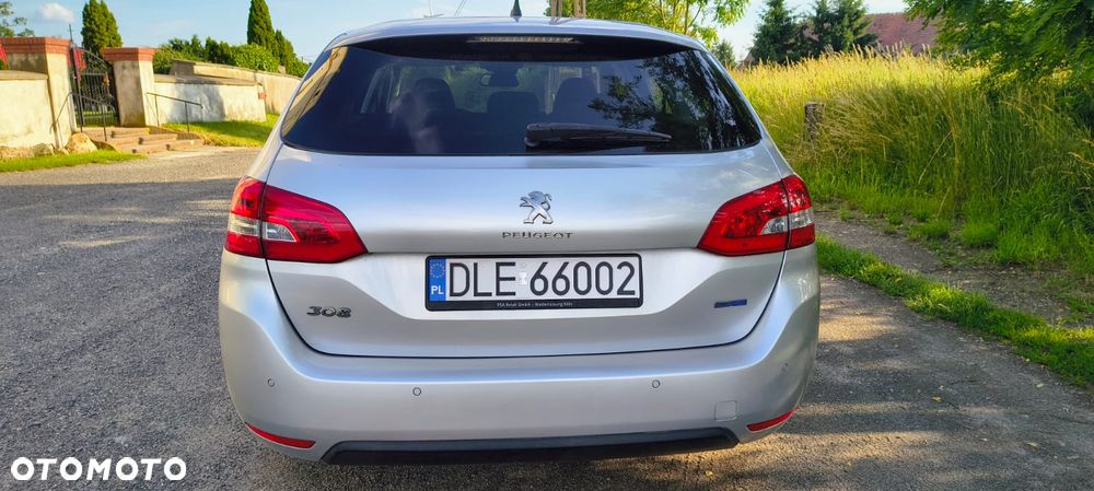 Peugeot 308 - 4