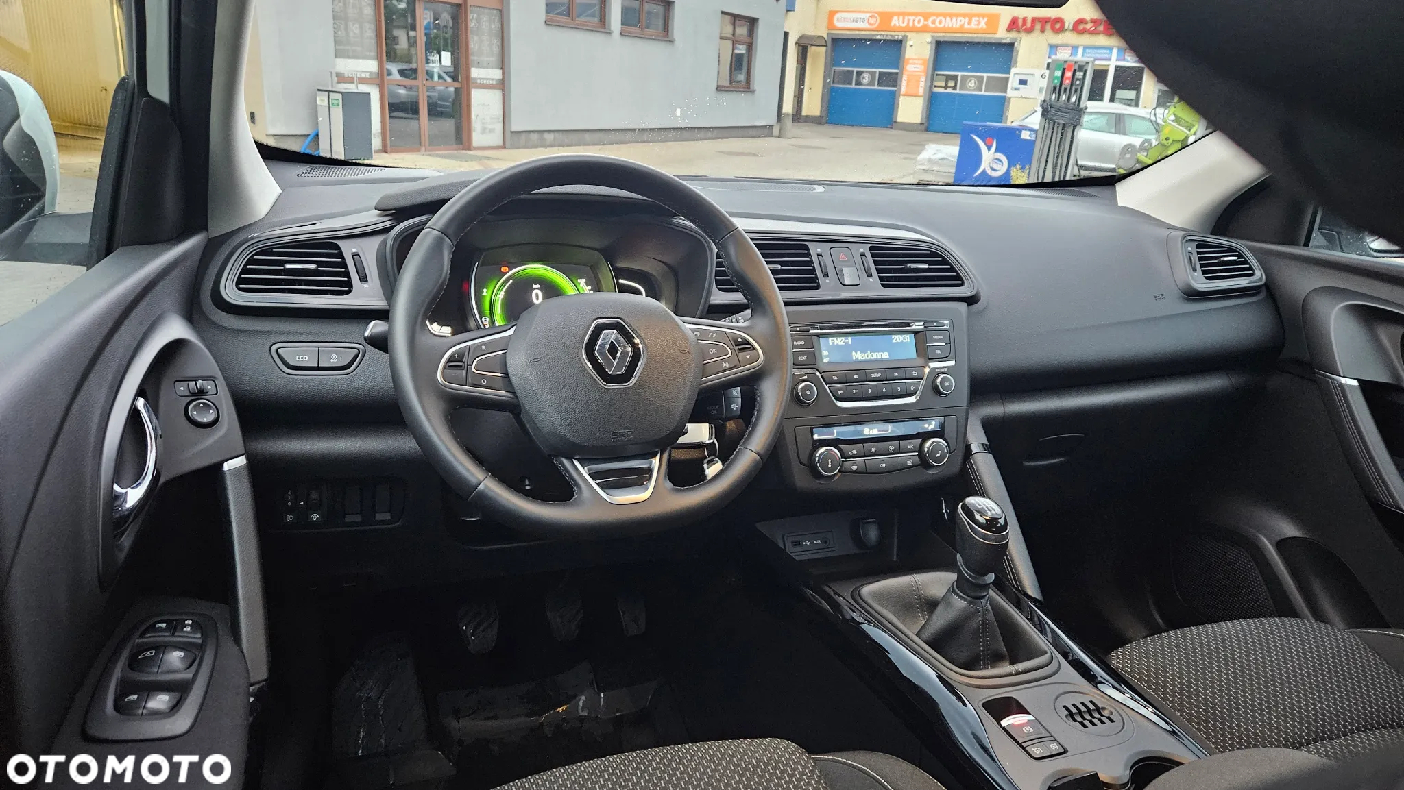 Renault Kadjar 1.2 Energy TCe Adventure - 11