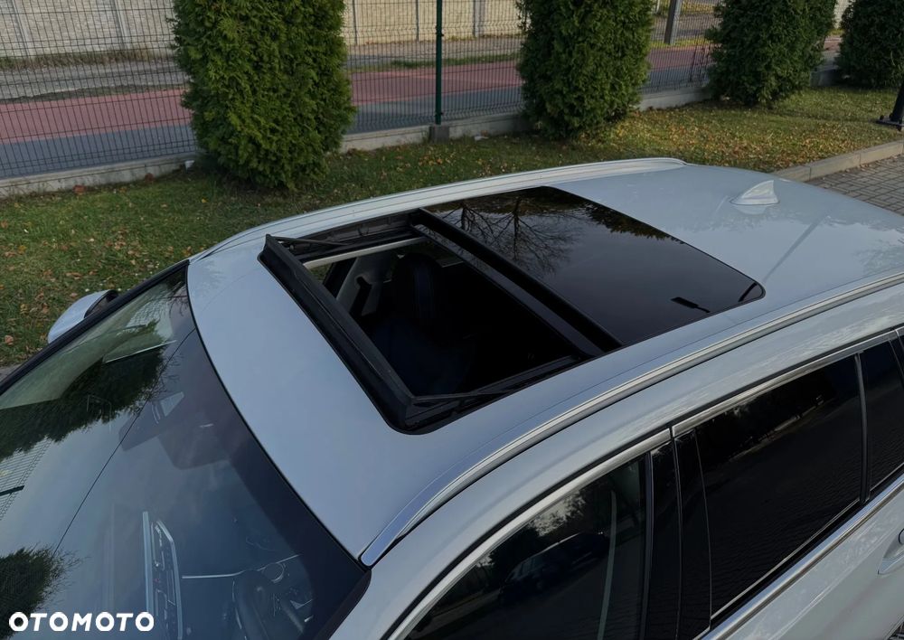 BMW Seria 3 320d xDrive Luxury Line - 17