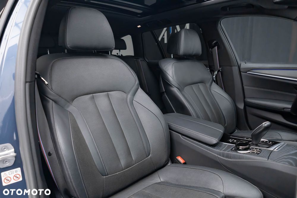 BMW Seria 5 540d xDrive M Sport Edition - 34