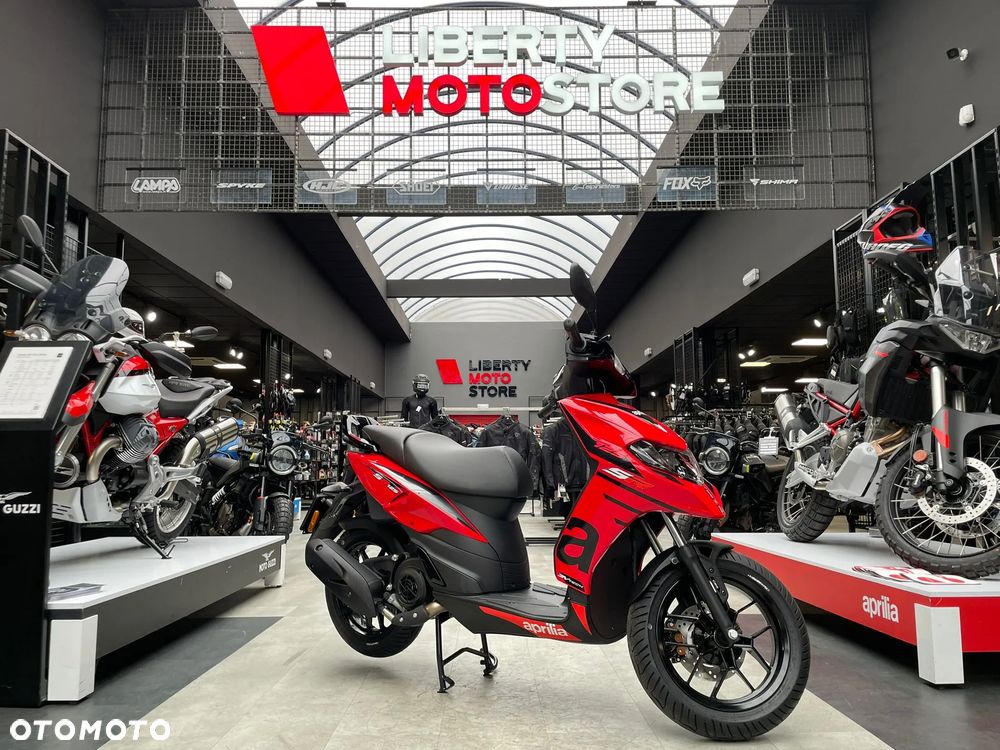 Aprilia SR - 7