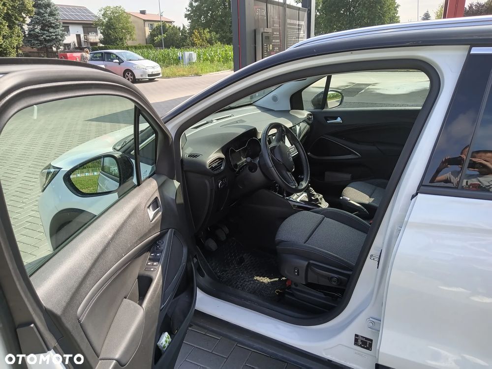 Opel Crossland X - 12