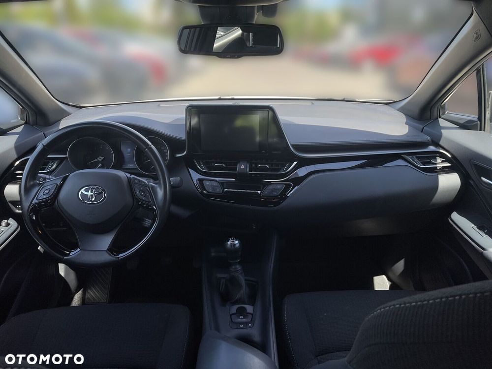 Toyota C-HR 1.2 T GPF Premium - 10