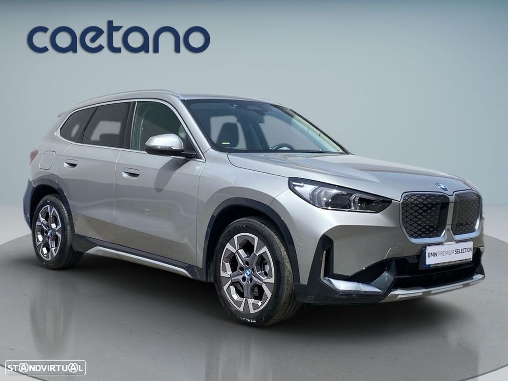BMW iX1 eDrive20 xLine - 17