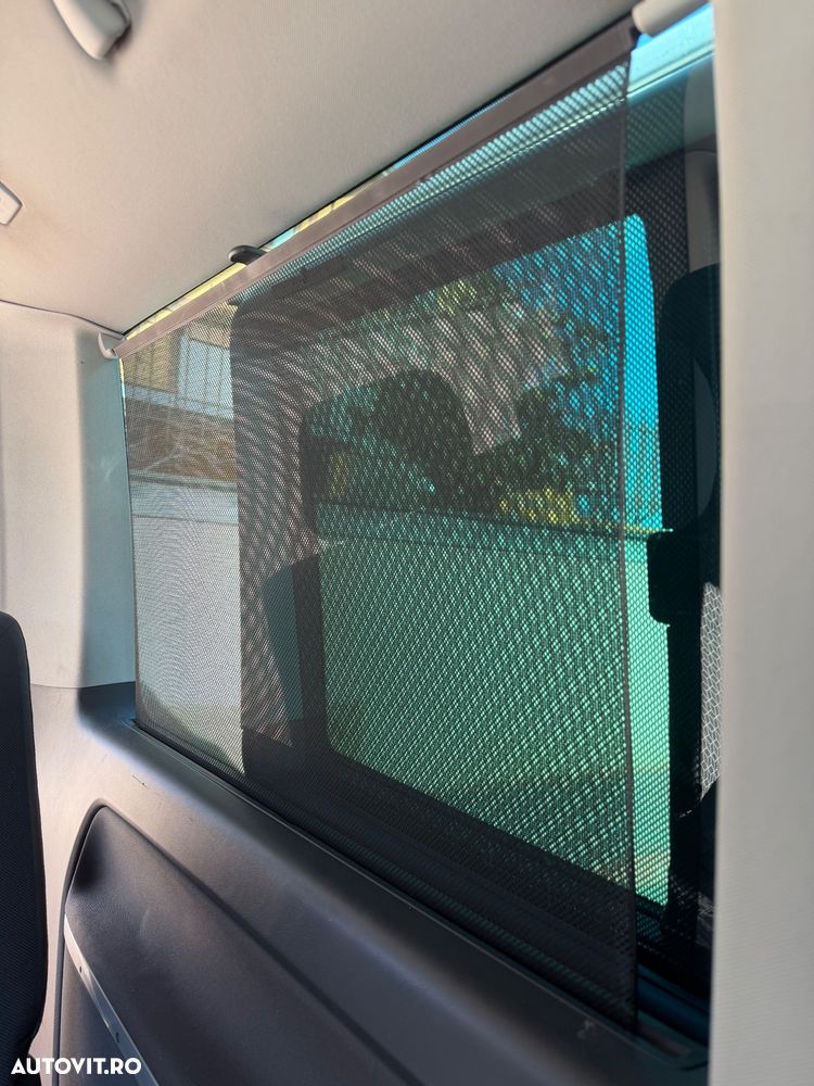 Volkswagen Multivan - 16