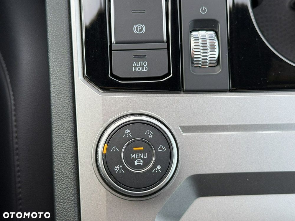 Volkswagen Touareg 3.0 V6 TDI SCR 4Mot Elegance - 32