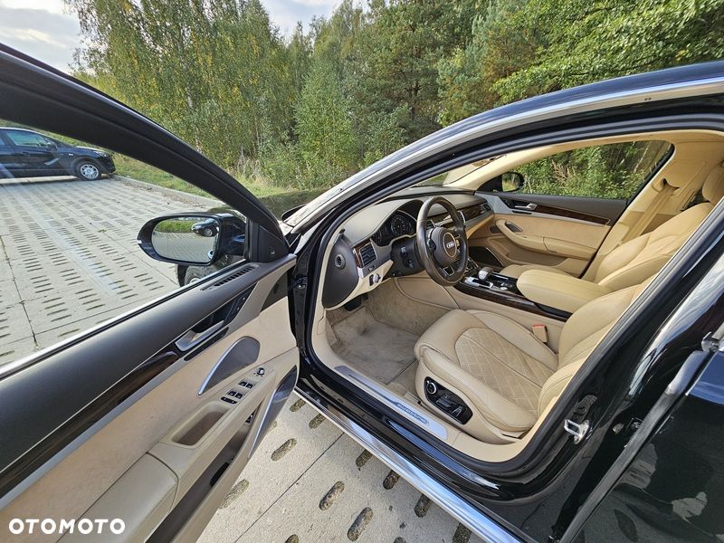Audi A8 4.2 TDI DPF (clean diesel) quattro tiptronic Lang - 13