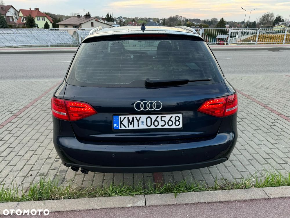 Audi A4 Avant 2.0 TDI DPF Ambition - 12