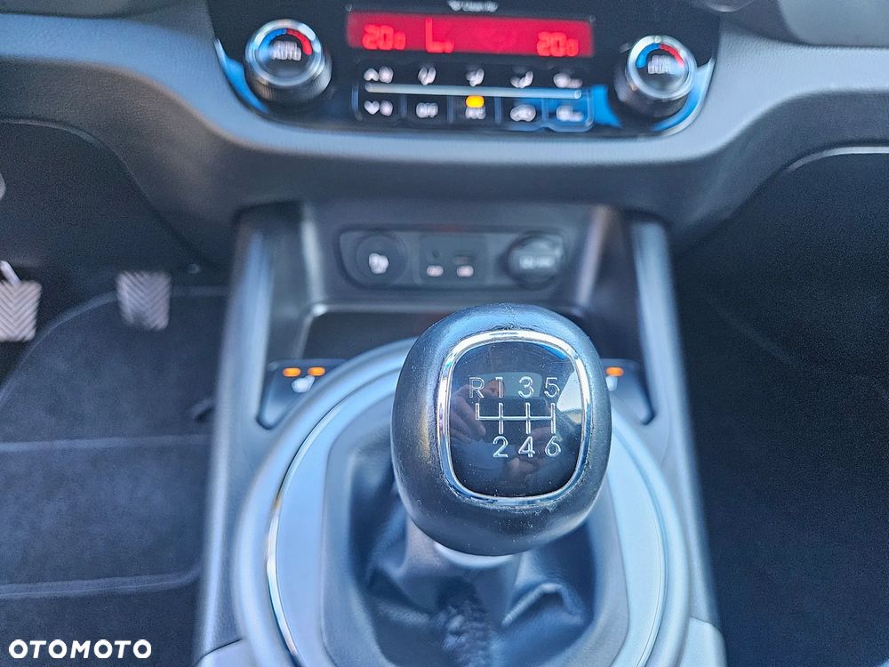 Kia Sportage 1.7 CRDI Business Line 2WD - 34