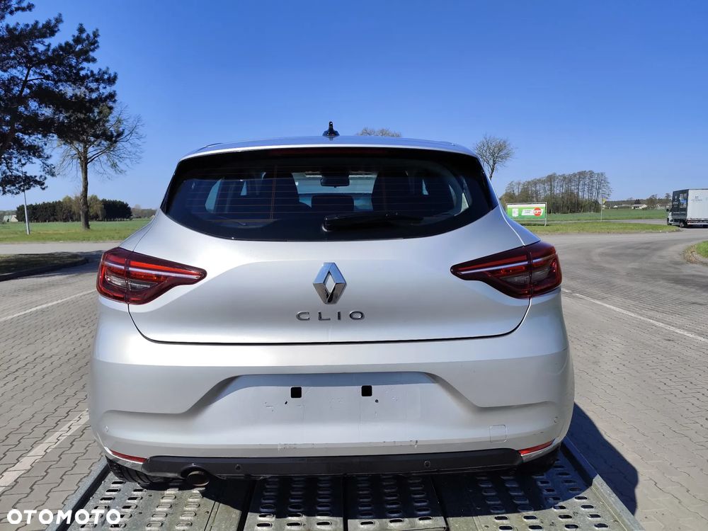 Renault Clio TCe 90 EVOLUTION - 4