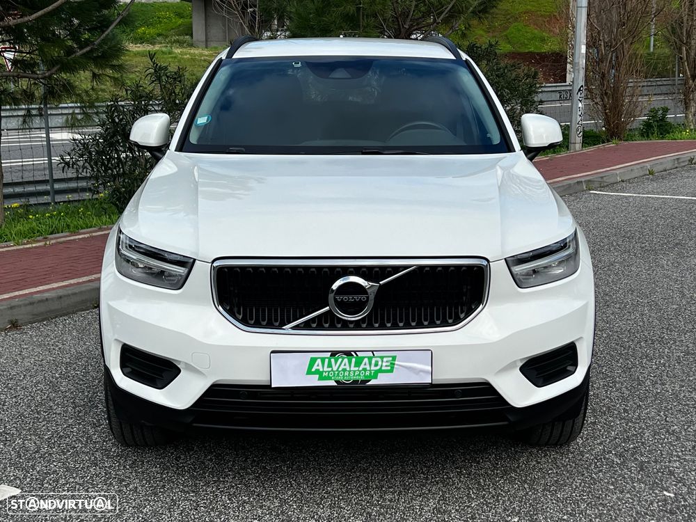 Volvo XC 40 1.5 T3 Tech Edition - 3