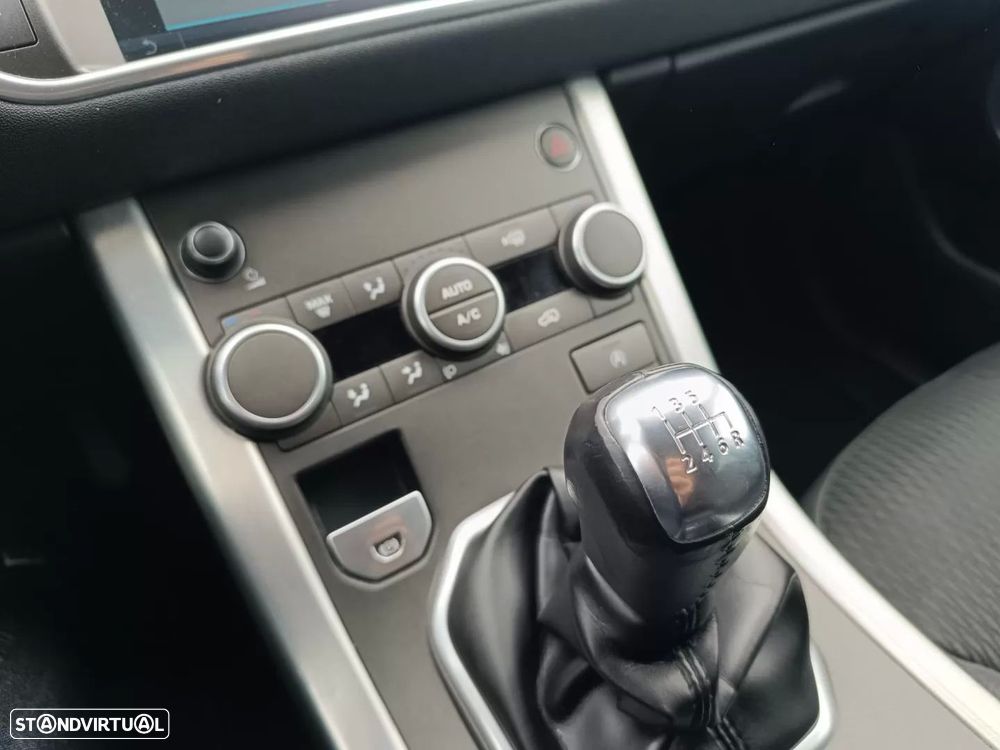 Land Rover Range Rover Evoque 2.0 D150 R-Dynamic - 19
