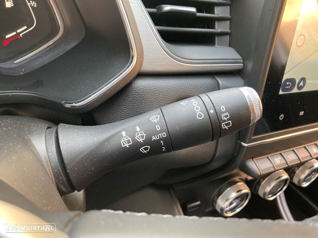 Renault Captur 1.0 TCe Exclusive - 17