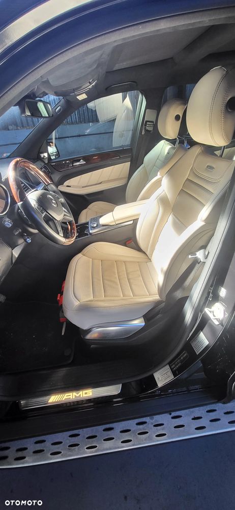 Mercedes-Benz GL 63 AMG - 9