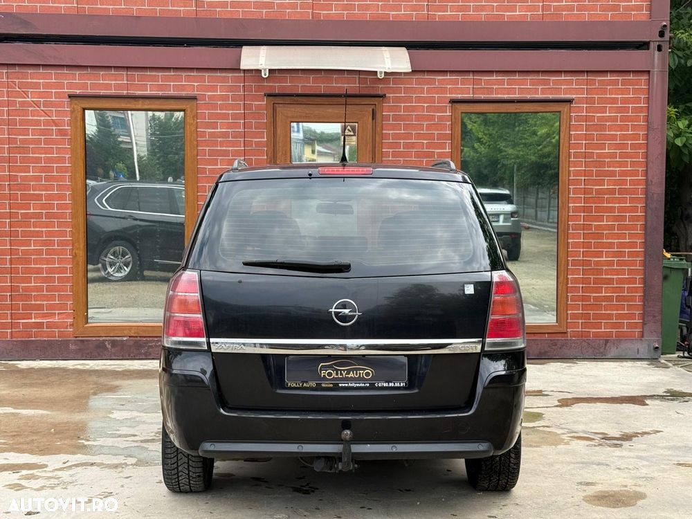 Opel Zafira 1.9 CDTI - 23
