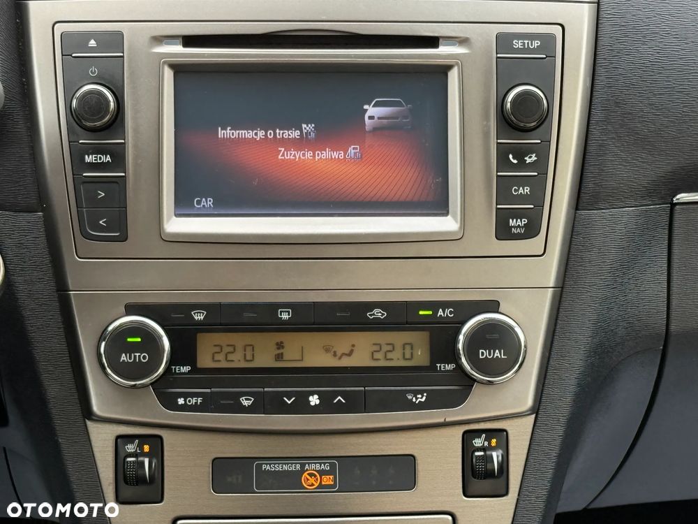 Toyota Avensis 2.0 Prestige MS - 9