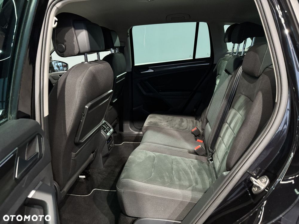 Volkswagen Tiguan - 16