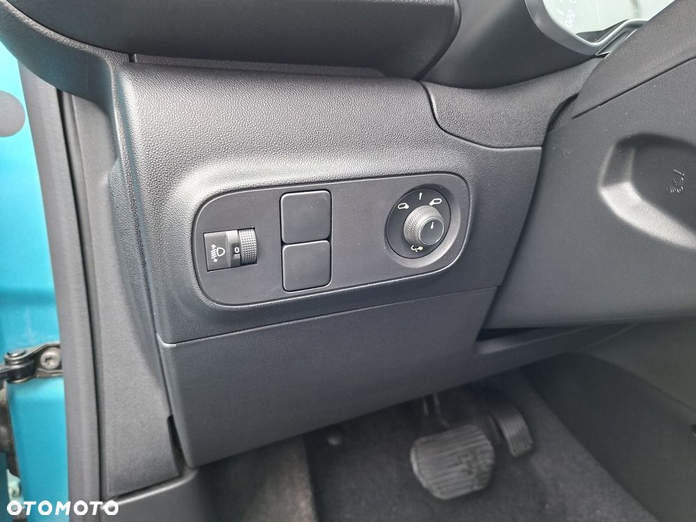 Citroën C3 1.2 PureTech Shine EAT6 - 21