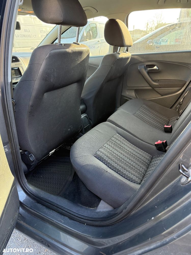 Volkswagen Polo 1.4 TDI (Blue Motion Technology) Comfortline - 8