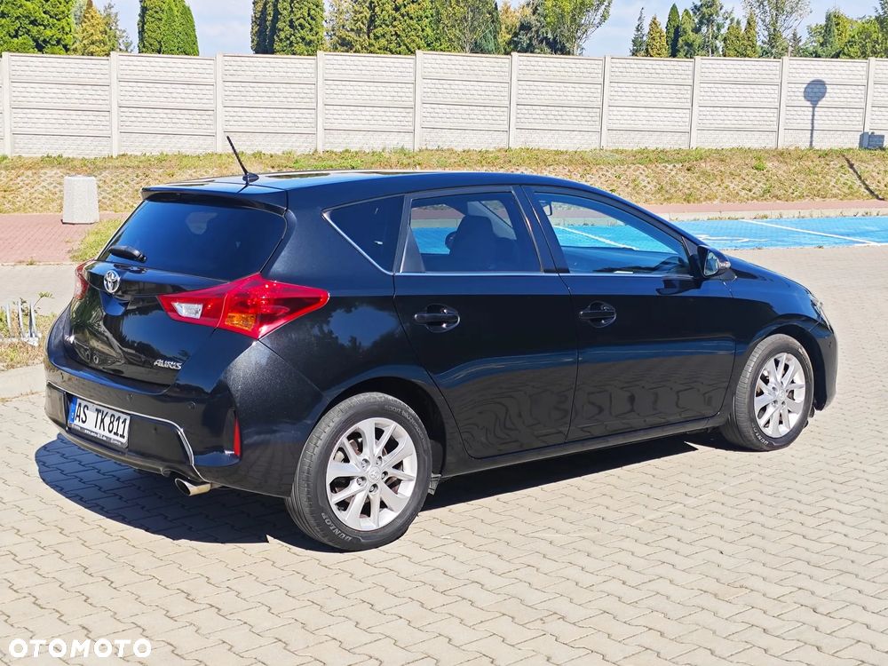 Toyota Auris 2.0 D-4D Premium Comfort - 4