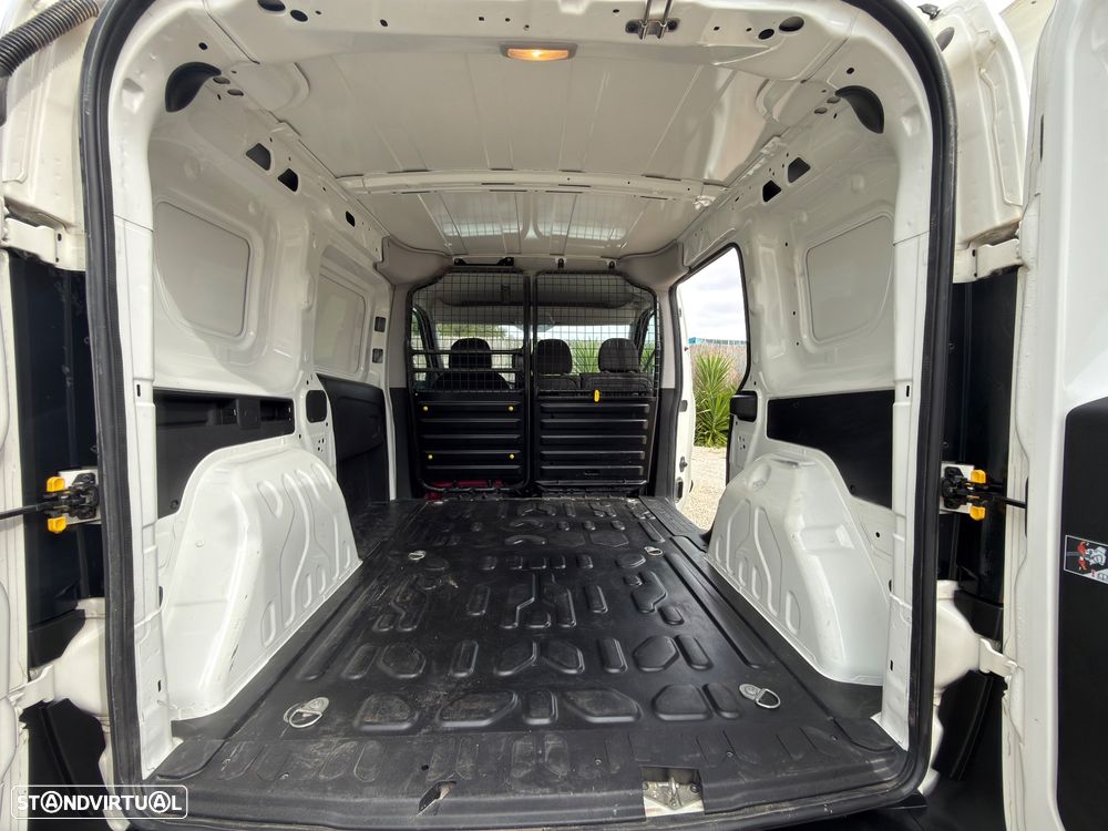Fiat DOBLO MULTIJET COM IVA 3Lug - 4