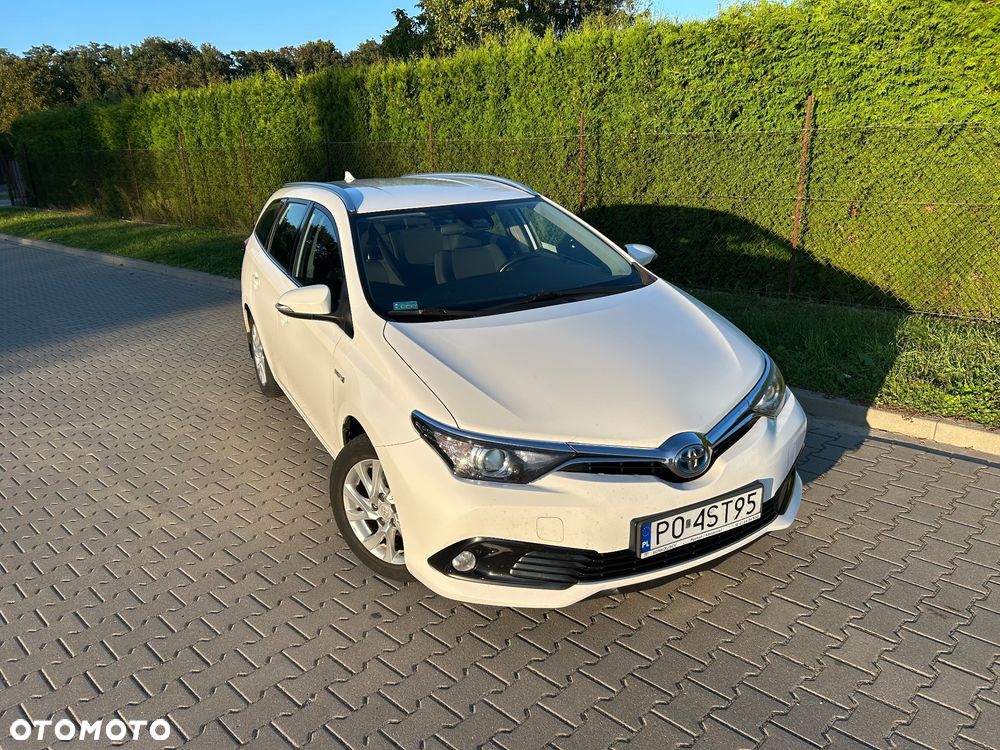 Toyota Auris Hybrid 135 Active - 10